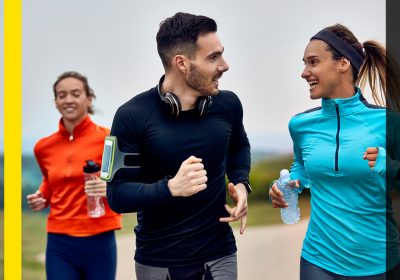 Corsa con cuffie e senza: vantaggi e svantaggi